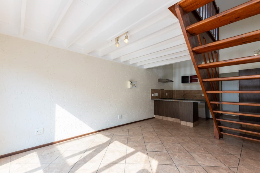 1 Bedroom Property for Sale in Lonehill Gauteng