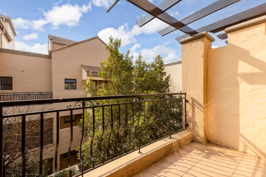 1 Bedroom Property for Sale in Lonehill Gauteng