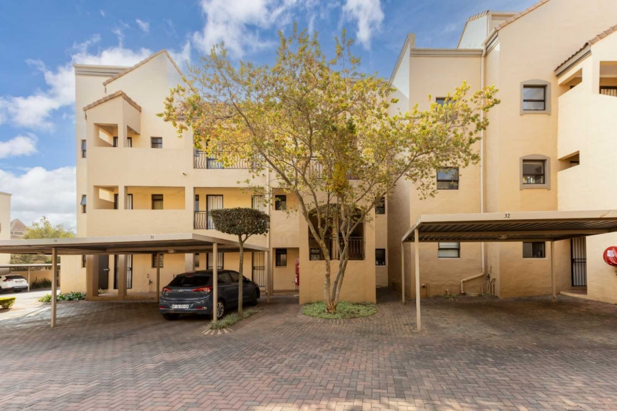 1 Bedroom Property for Sale in Lonehill Gauteng