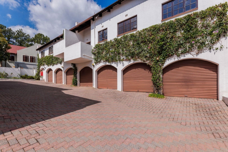 2 Bedroom Property for Sale in Bryanston Gauteng