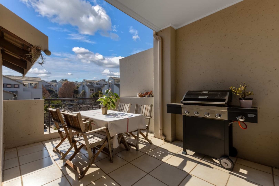 1 Bedroom Property for Sale in Bryanston Gauteng