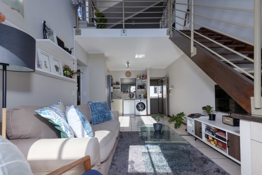 1 Bedroom Property for Sale in Bryanston Gauteng