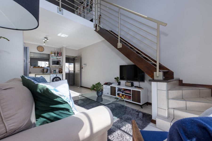 1 Bedroom Property for Sale in Bryanston Gauteng