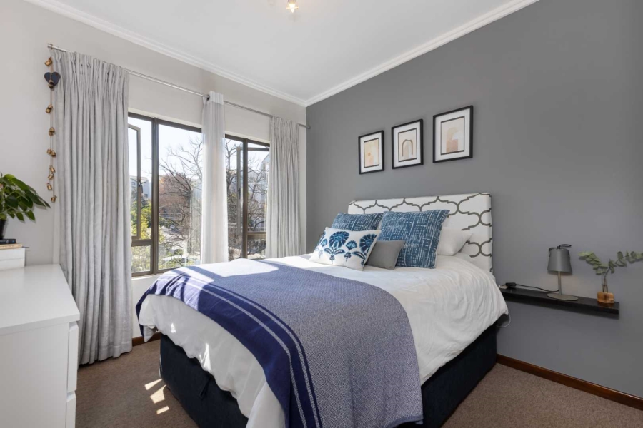 1 Bedroom Property for Sale in Bryanston Gauteng