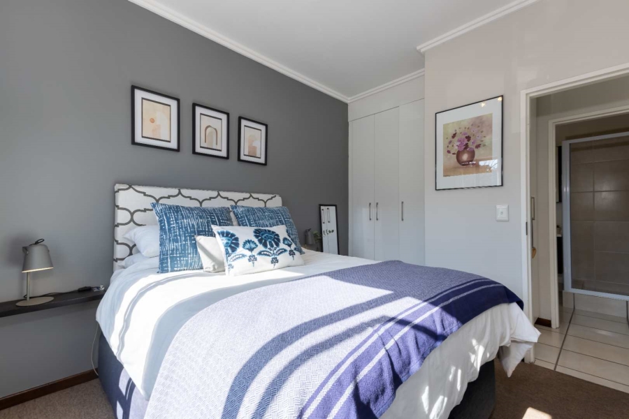 1 Bedroom Property for Sale in Bryanston Gauteng