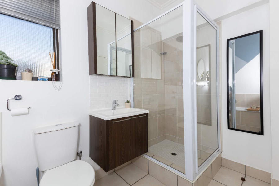 1 Bedroom Property for Sale in Bryanston Gauteng