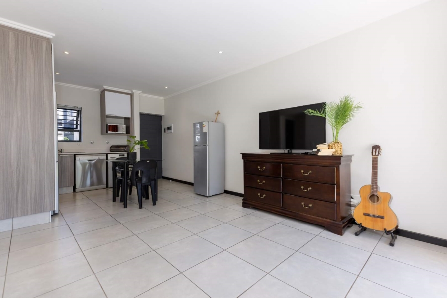 1 Bedroom Property for Sale in Beverley Gauteng