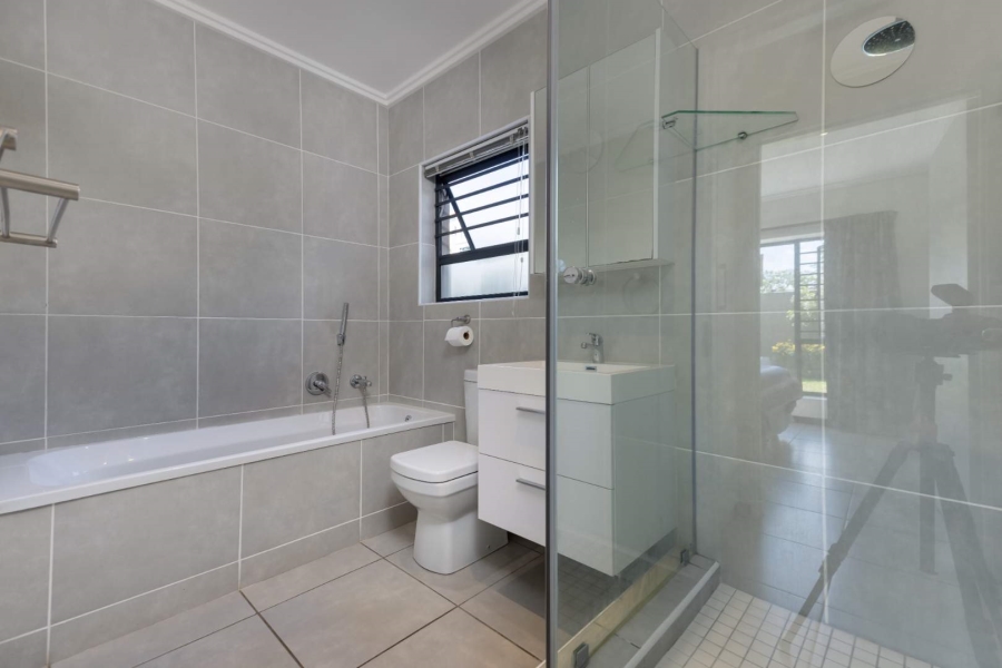 1 Bedroom Property for Sale in Beverley Gauteng