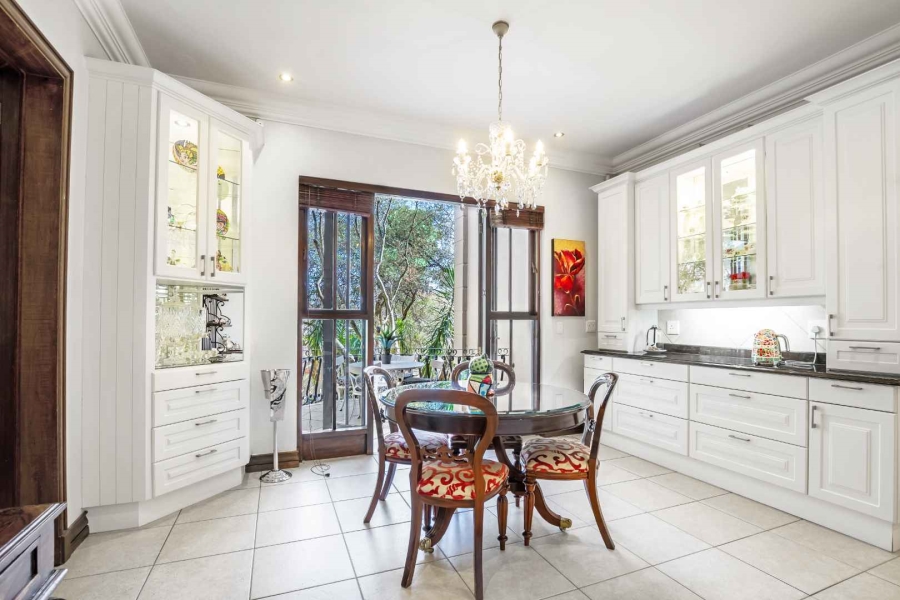 6 Bedroom Property for Sale in Dainfern Valley Gauteng