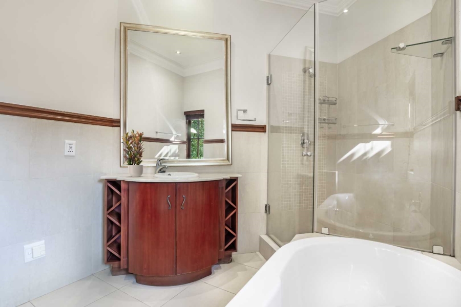 6 Bedroom Property for Sale in Dainfern Valley Gauteng