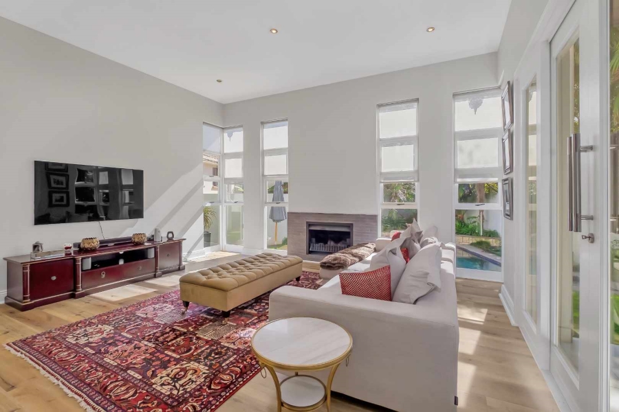 5 Bedroom Property for Sale in Dainfern Valley Gauteng