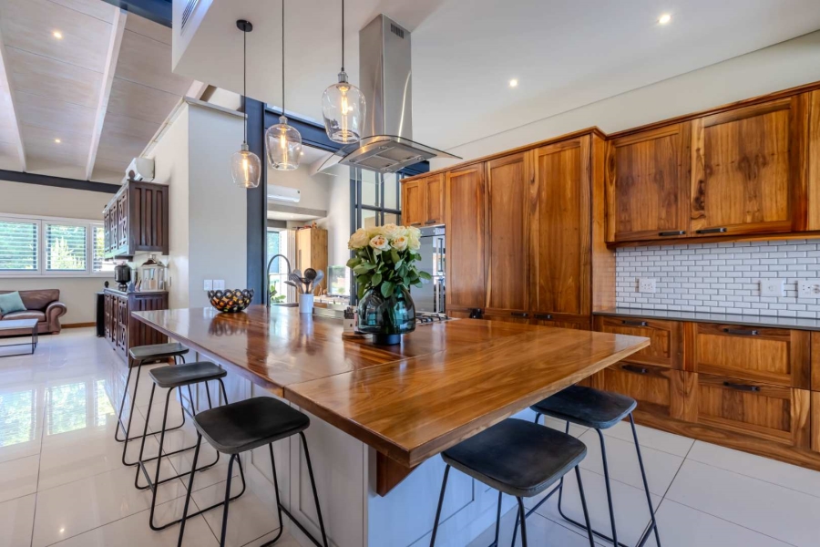 5 Bedroom Property for Sale in Beaulieu Gauteng