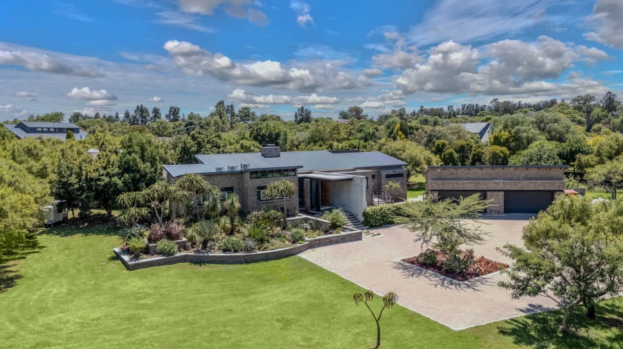 5 Bedroom Property for Sale in Beaulieu Gauteng