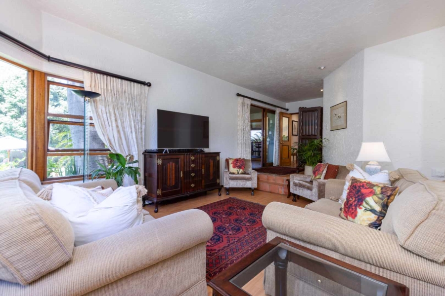 5 Bedroom Property for Sale in Lonehill Gauteng