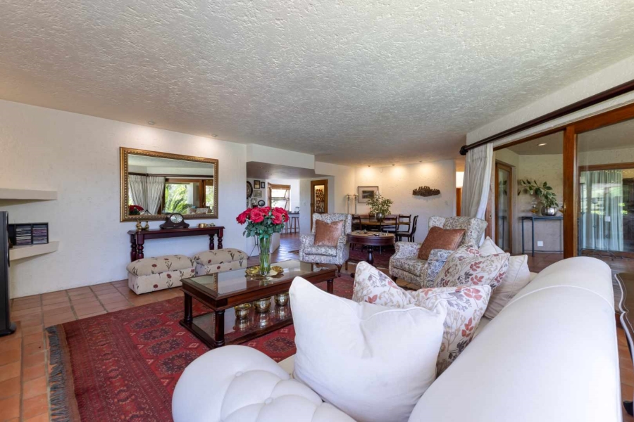 5 Bedroom Property for Sale in Lonehill Gauteng