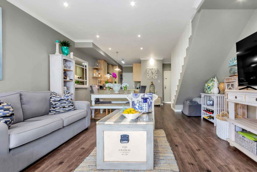 2 Bedroom Property for Sale in Bryanston Gauteng