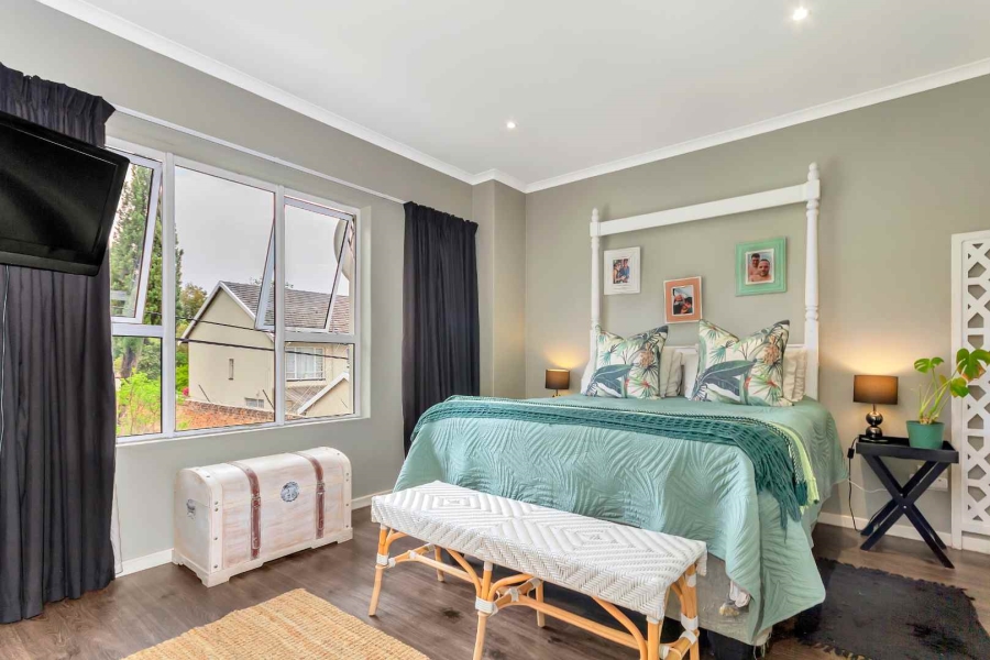 2 Bedroom Property for Sale in Bryanston Gauteng