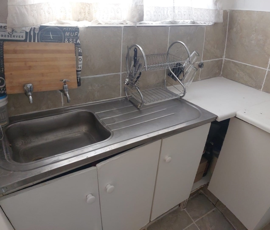 2 Bedroom Property for Sale in Gezina Gauteng