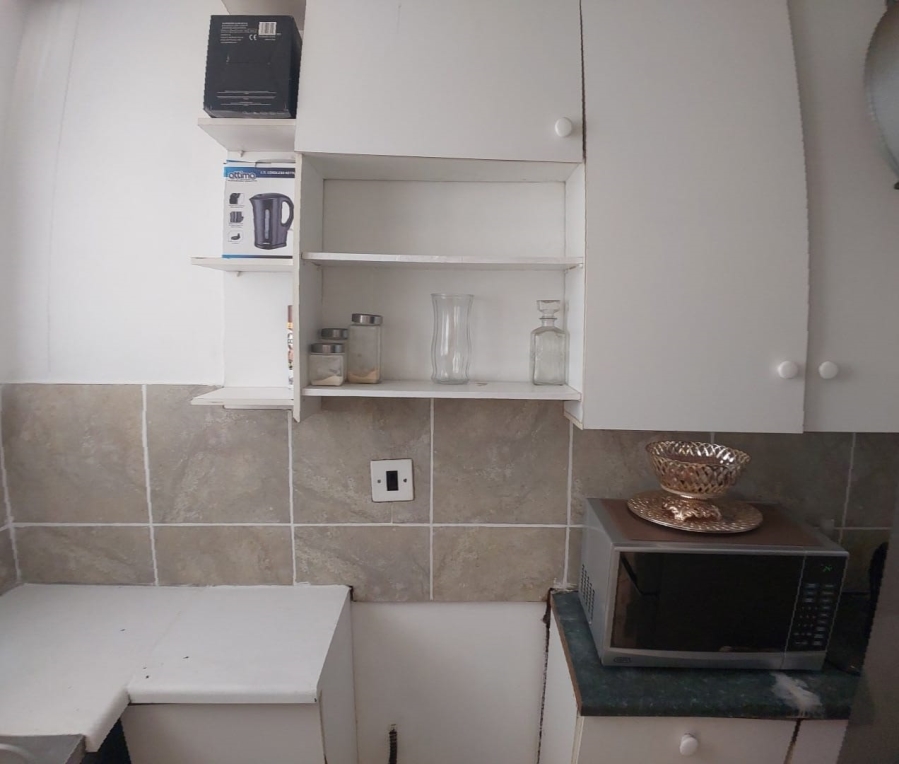 2 Bedroom Property for Sale in Gezina Gauteng