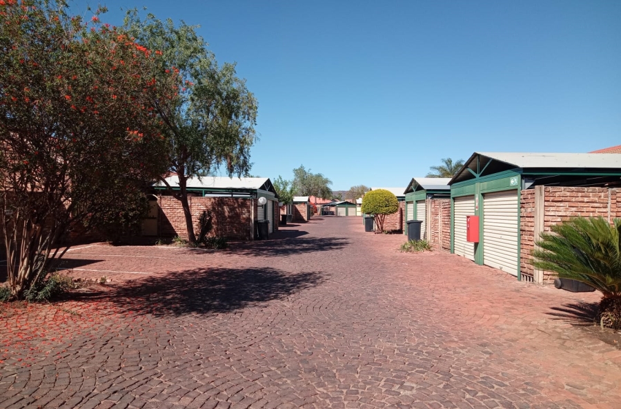 1 Bedroom Property for Sale in Annlin Gauteng