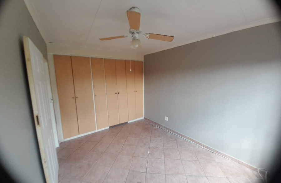 1 Bedroom Property for Sale in Annlin Gauteng