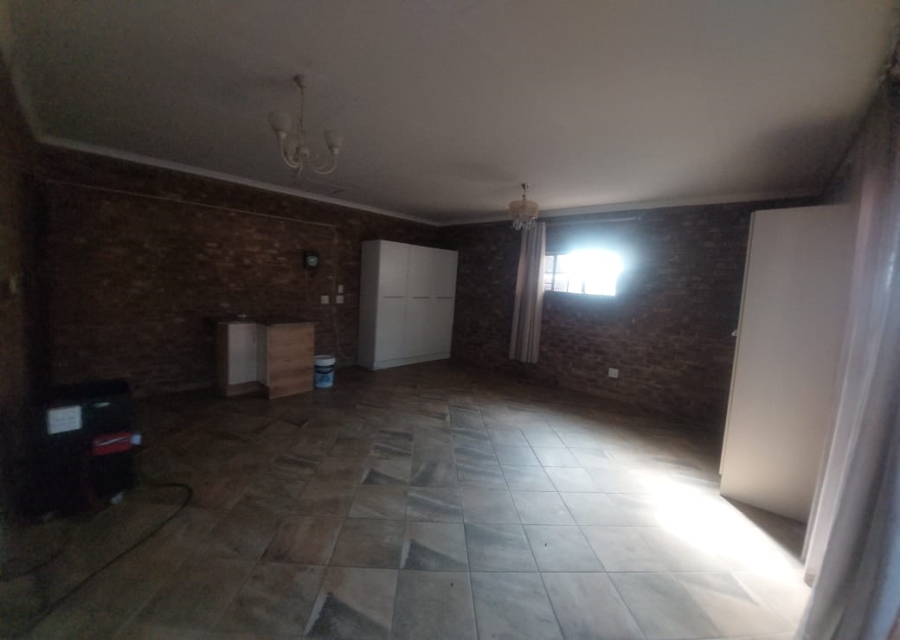 3 Bedroom Property for Sale in Hesteapark Gauteng