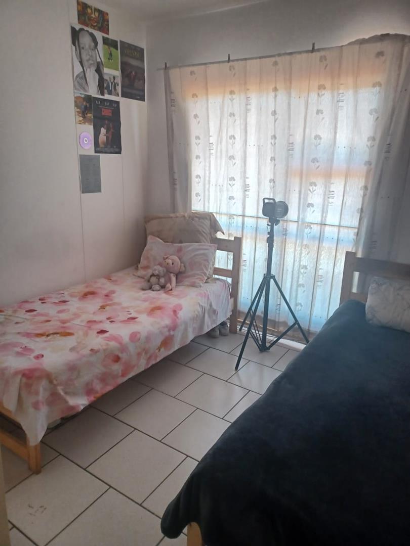 2 Bedroom Property for Sale in Pretoria North Gauteng
