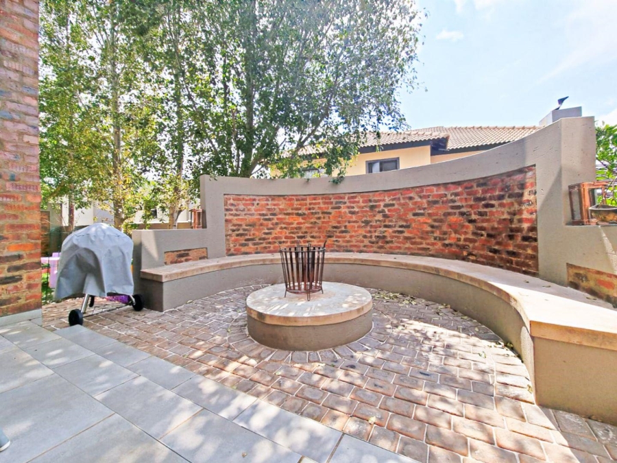 4 Bedroom Property for Sale in Olympus AH Gauteng