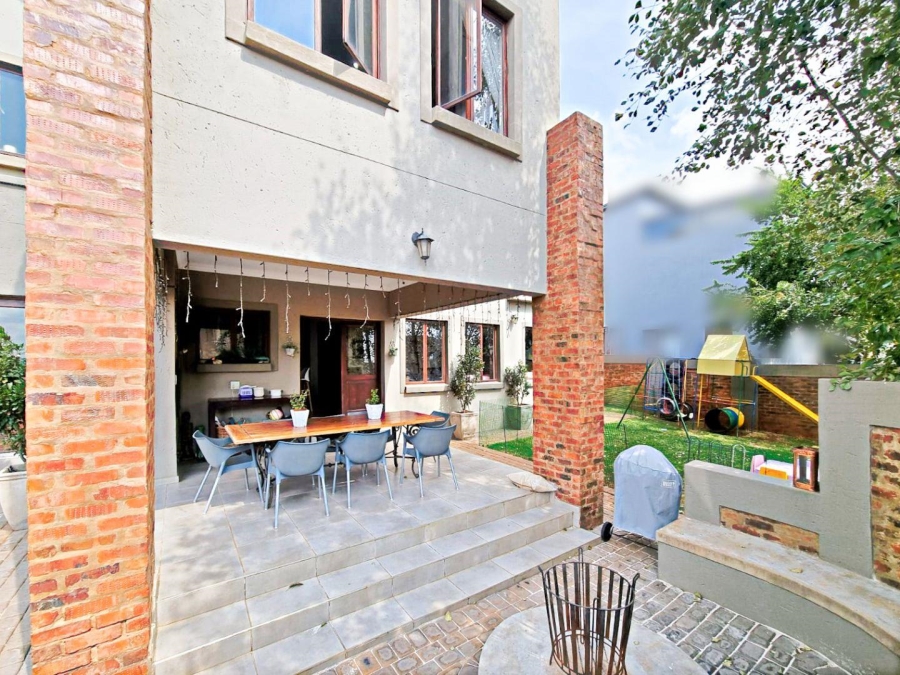 4 Bedroom Property for Sale in Olympus AH Gauteng