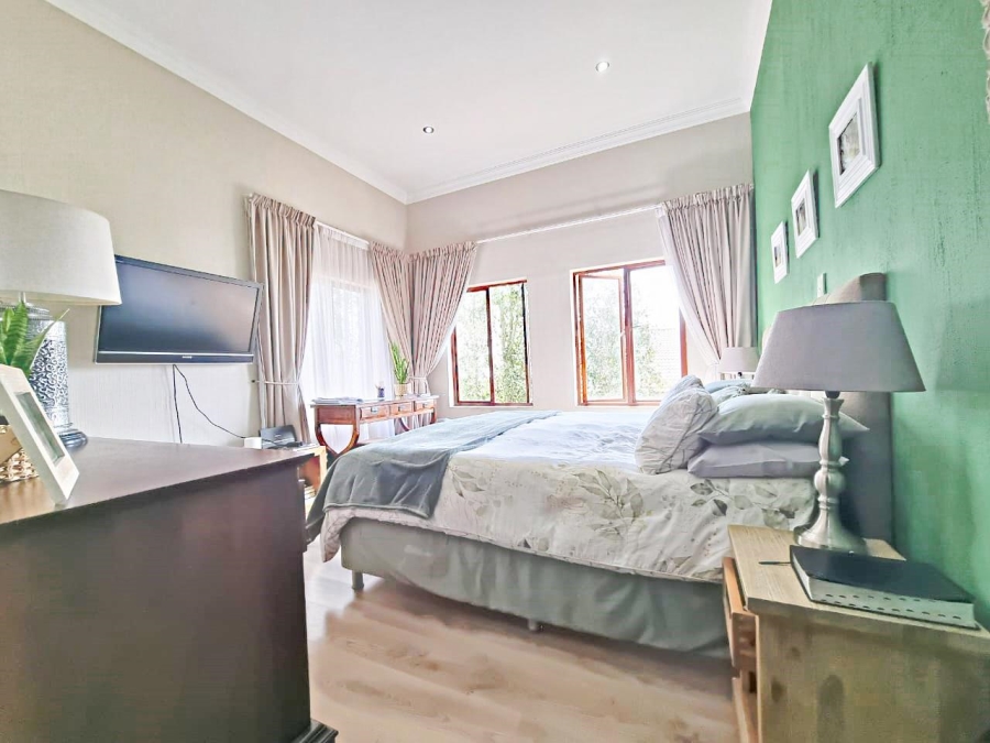 4 Bedroom Property for Sale in Olympus AH Gauteng