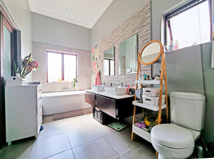 4 Bedroom Property for Sale in Olympus AH Gauteng