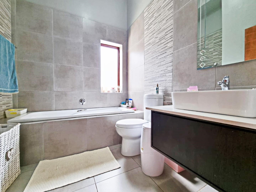 4 Bedroom Property for Sale in Olympus AH Gauteng