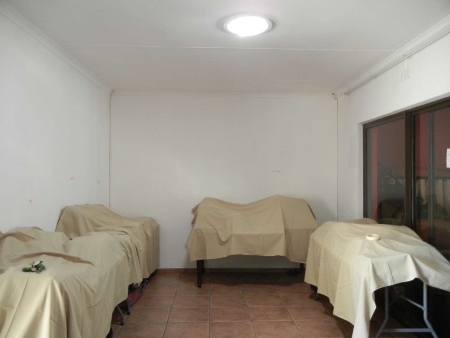 To Let 3 Bedroom Property for Rent in Brackenhurst Gauteng