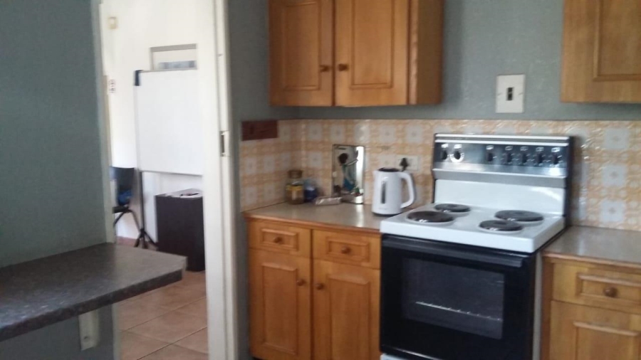 To Let 3 Bedroom Property for Rent in Brackenhurst Gauteng
