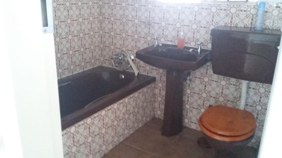 To Let 3 Bedroom Property for Rent in Brackenhurst Gauteng