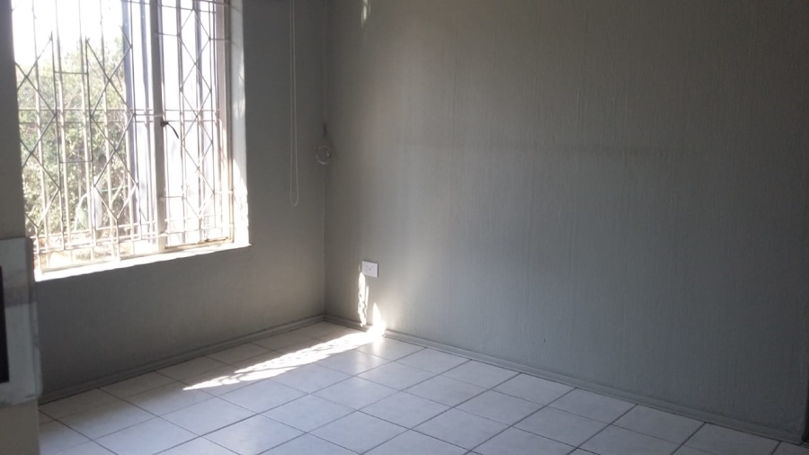 To Let 3 Bedroom Property for Rent in Brackenhurst Gauteng