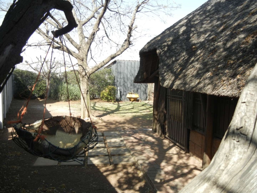 To Let 3 Bedroom Property for Rent in Brackenhurst Gauteng