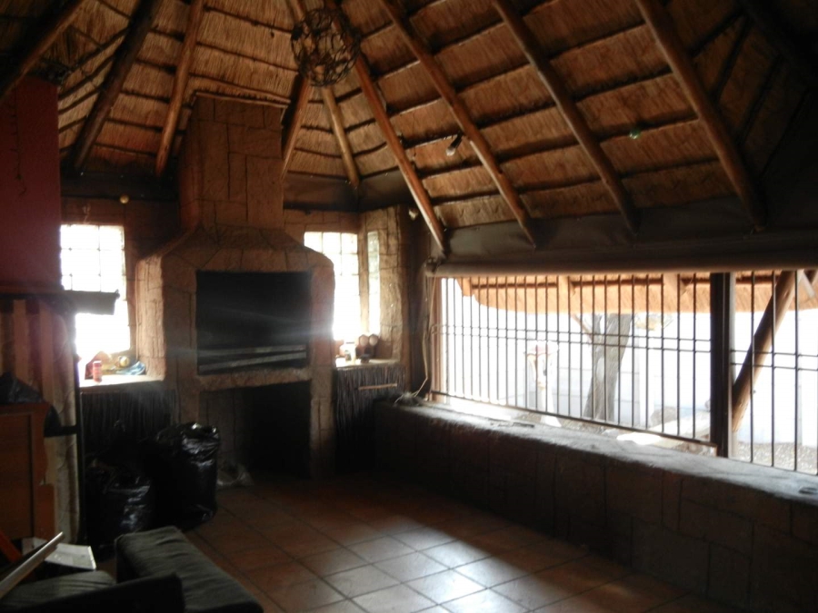 To Let 3 Bedroom Property for Rent in Brackenhurst Gauteng