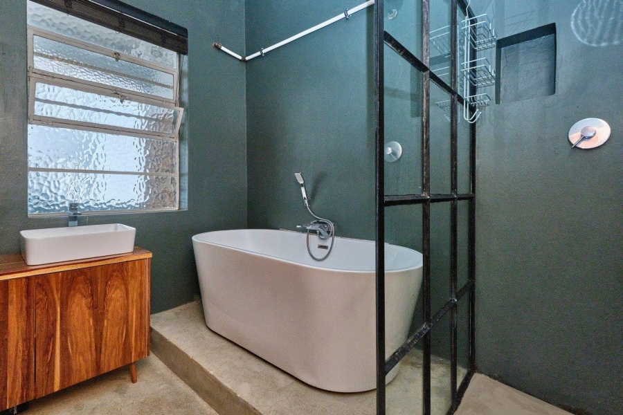 2 Bedroom Property for Sale in Killarney Gauteng