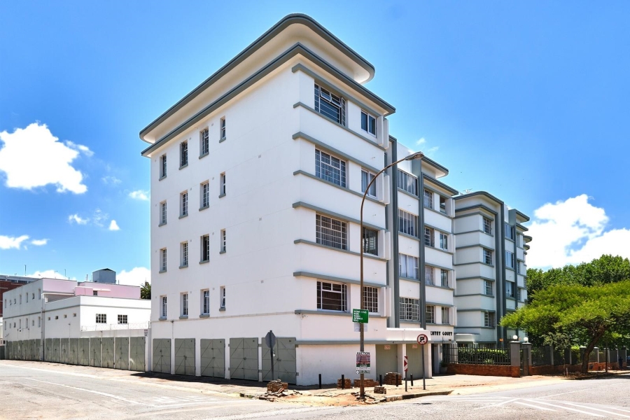 2 Bedroom Property for Sale in Killarney Gauteng