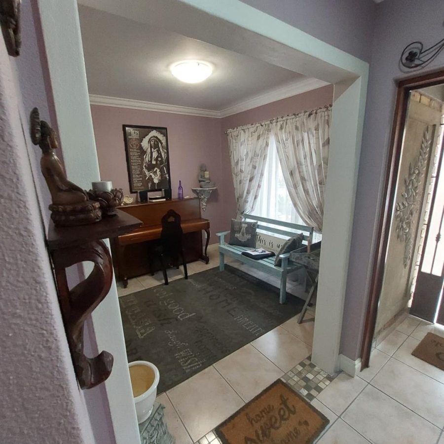4 Bedroom Property for Sale in New Market Gauteng