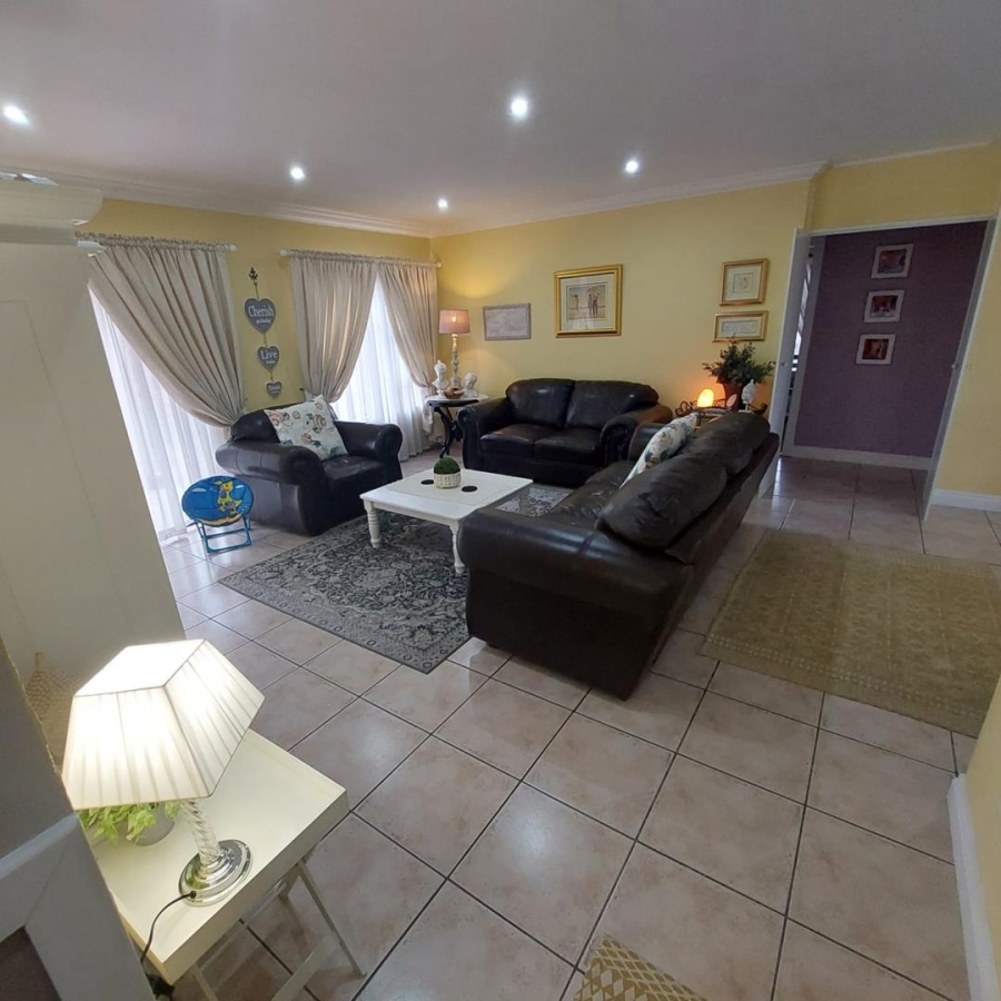 4 Bedroom Property for Sale in New Market Gauteng