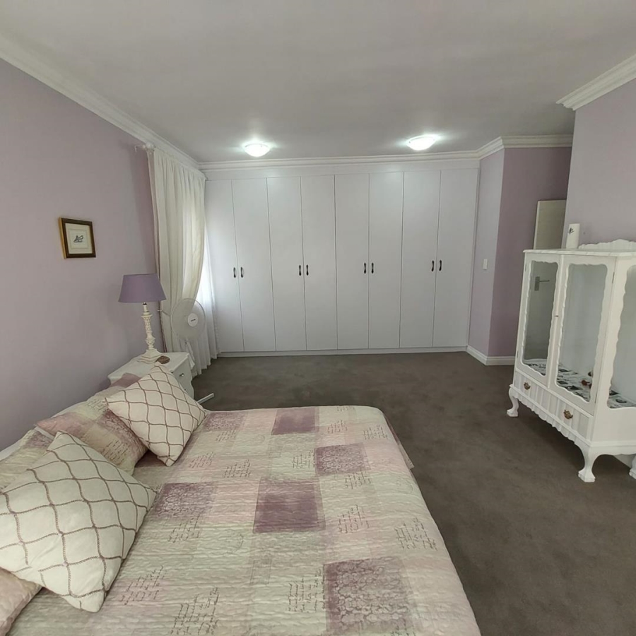 4 Bedroom Property for Sale in New Market Gauteng
