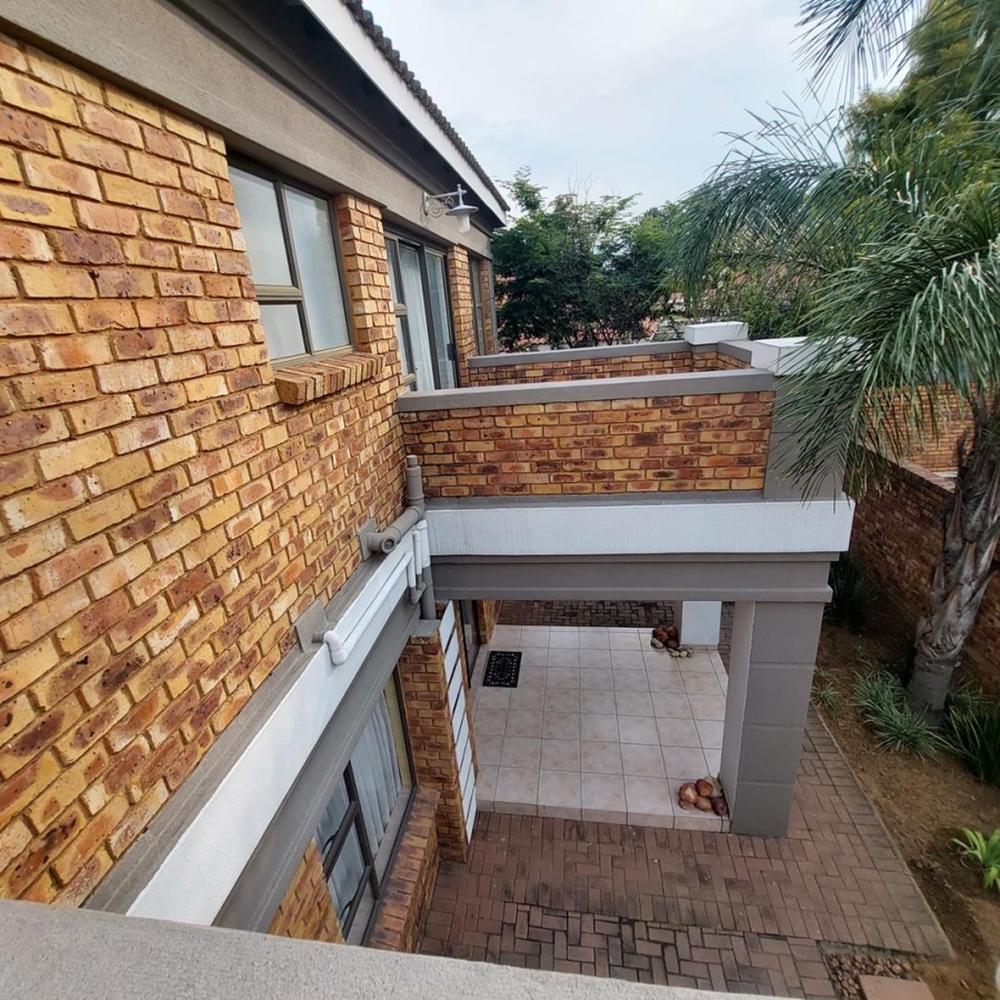 4 Bedroom Property for Sale in New Market Gauteng