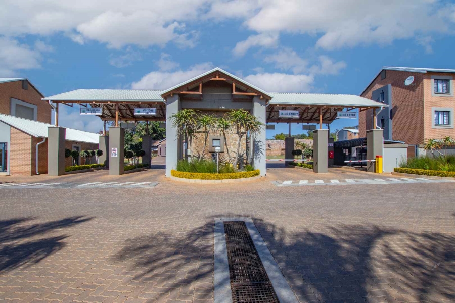 2 Bedroom Property for Sale in Roodeplaat Gauteng