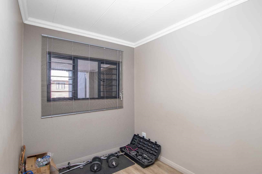 2 Bedroom Property for Sale in Roodeplaat Gauteng