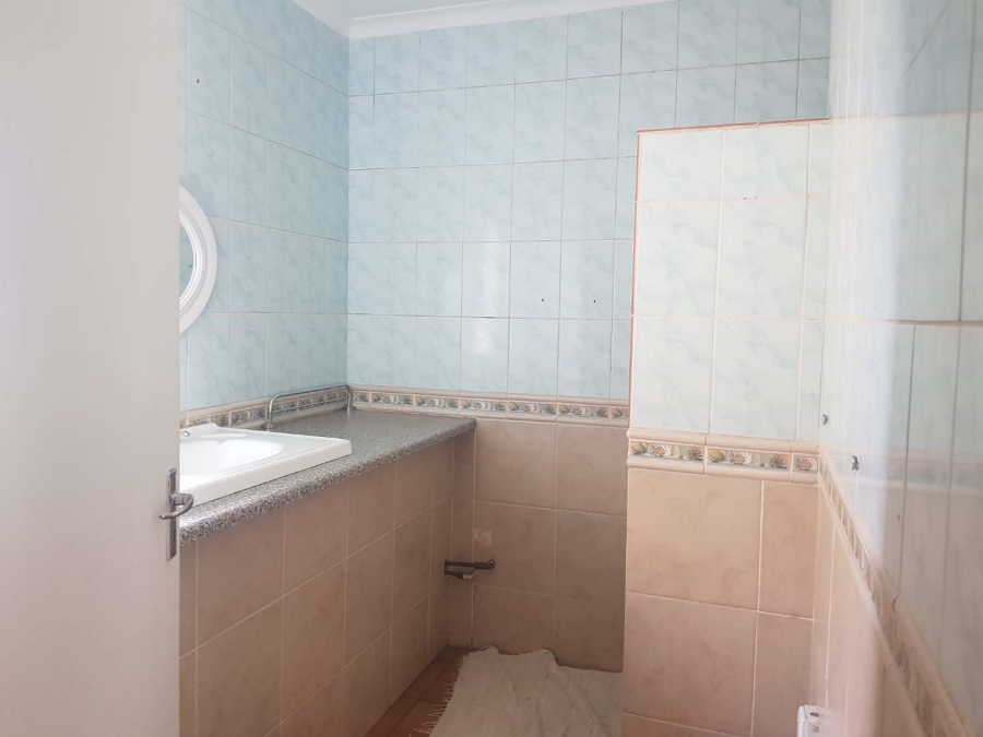 To Let 11 Bedroom Property for Rent in Lynnwood Gauteng