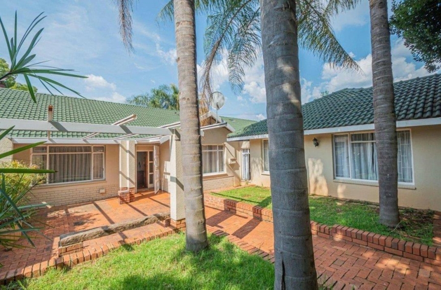 To Let 11 Bedroom Property for Rent in Lynnwood Gauteng