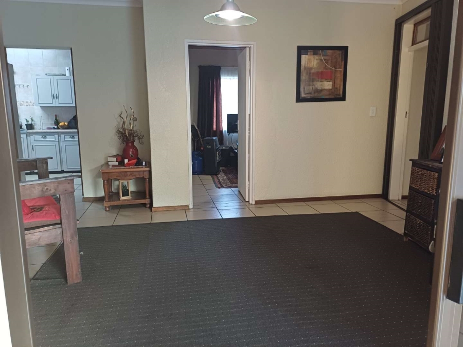 5 Bedroom Property for Sale in Brackenhurst Gauteng