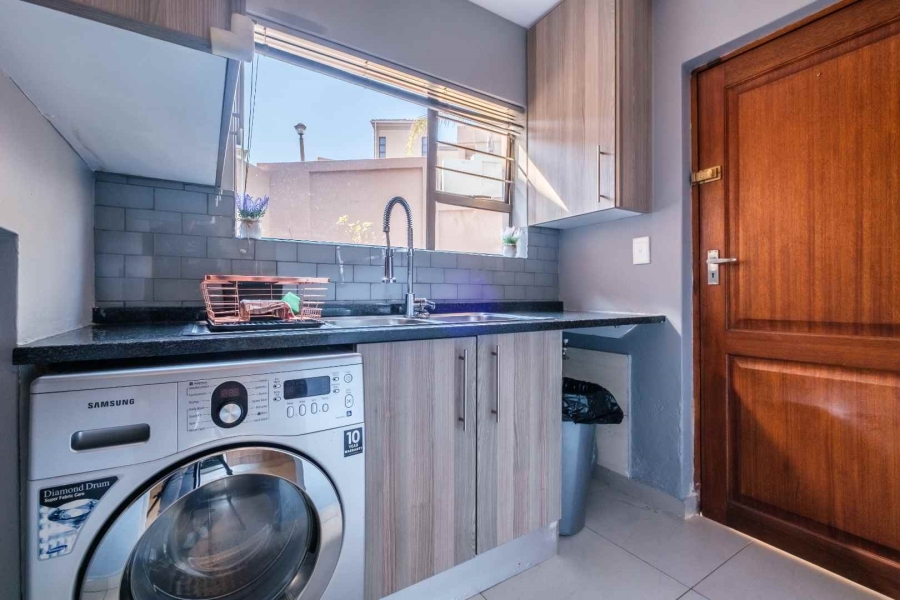 3 Bedroom Property for Sale in Bassonia Rock Gauteng